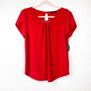 🛍 5 for $25 🛍 NWT AUW red dress shirt